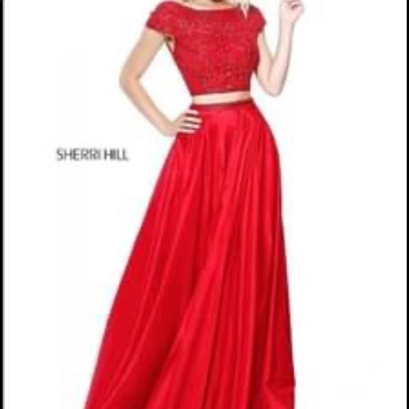 Sherri Hill Prom Dress - Picture 1 of 4